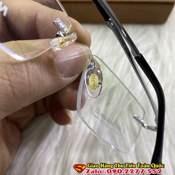 Gọng Kính 3 Mảnh Nhật Bãi Màu Bạc Còn Đẹp