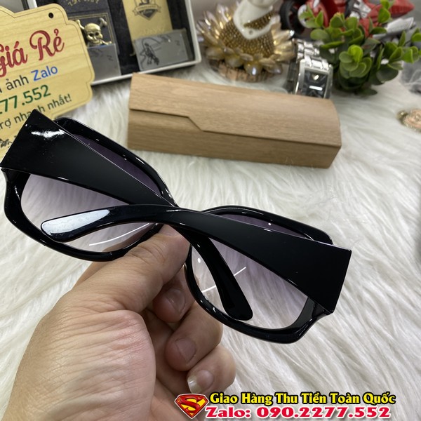 Kính Râm Nữ Hàng Nội Địa Nhật Giá Rẻ